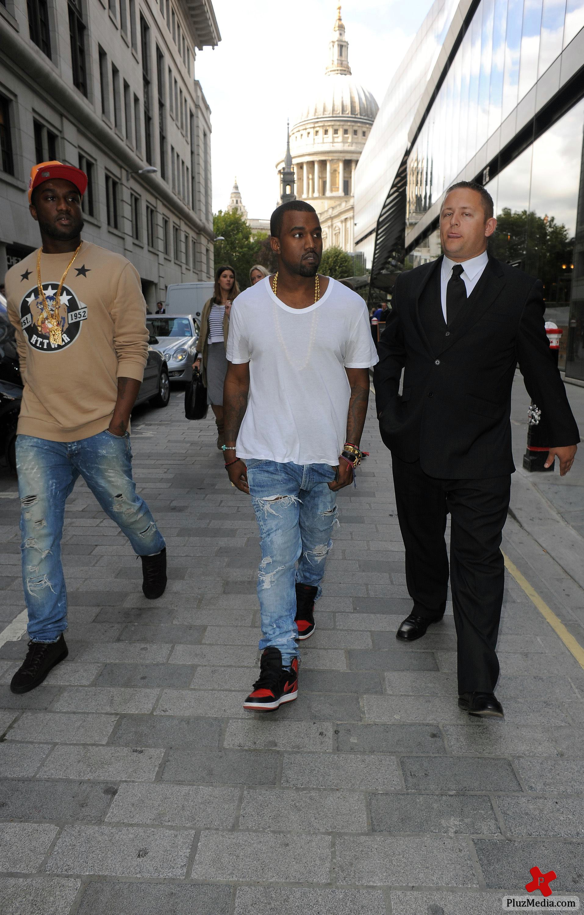 Kanye West - London Fashion Week Spring Summer 2012 - Christopher Kane - Outside | Picture 82259